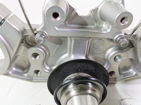 2013 Triumph Tiger 1215 Explorer Lower Upper Triple Tree Set T2041550 T2041622 {{ shop.shopifyCountryName }} - Mototech271