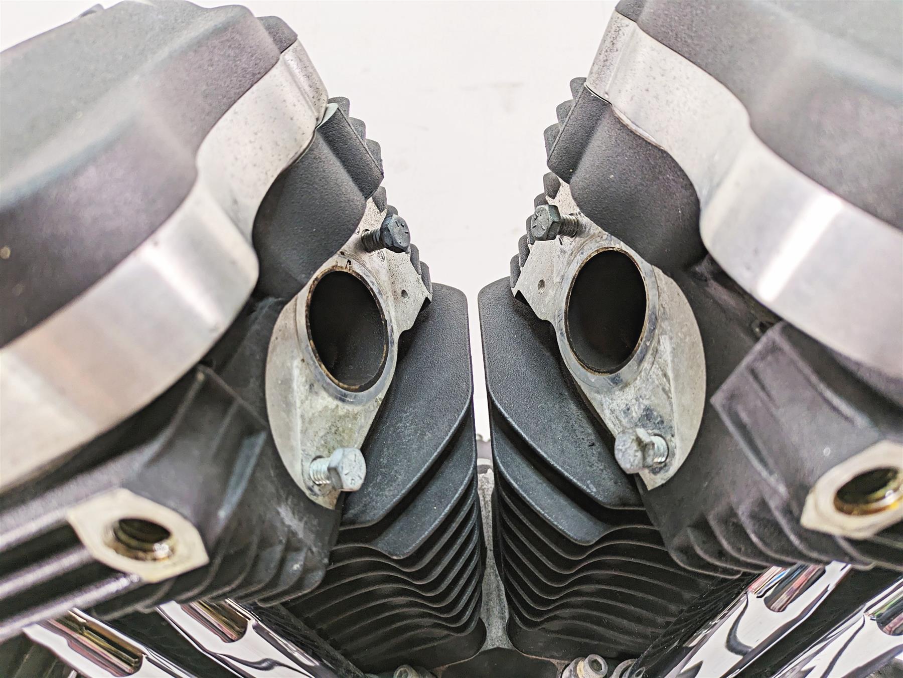 2019 Harley XL883N Sportster Iron Black Running Engine Motor - Video 16200497 {{ shop.shopifyCountryName }} - Mototech271