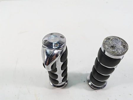 1999 Harley Dyna FXDL Low Rider Chrome Hand Grip Set {{ shop.shopifyCountryName }} - Mototech271
