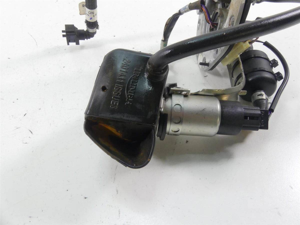 2017 Triumph Thruxton 1200 R Fuel Gas Petrol Pump 4k Only T2402902 T1240330 {{ shop.shopifyCountryName }} - Mototech271