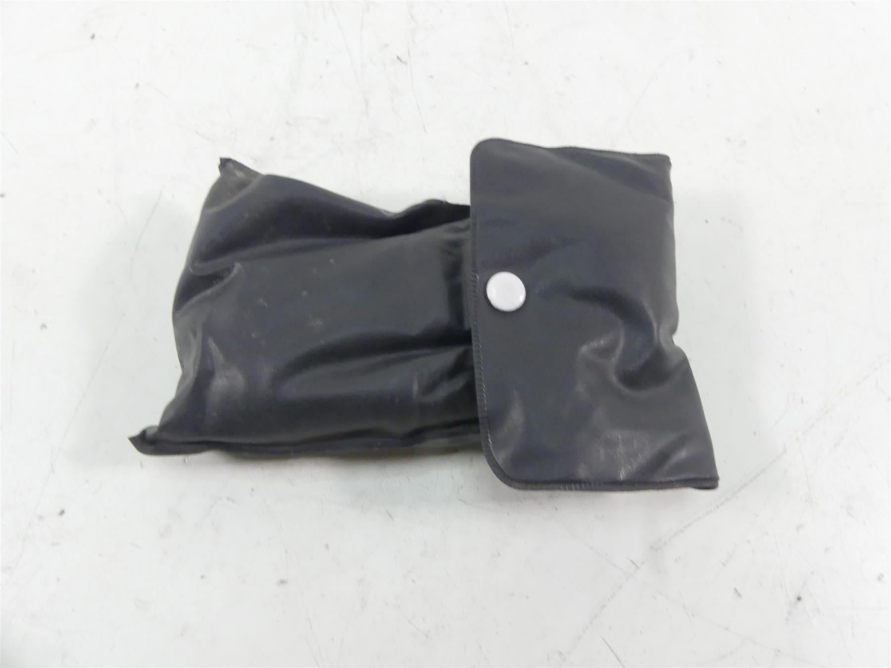 2007 Yamaha FZ1 Fazer Oem Tool Kit Set Bag Box Tools 2D1-28100-00-00 {{ shop.shopifyCountryName }} - Mototech271