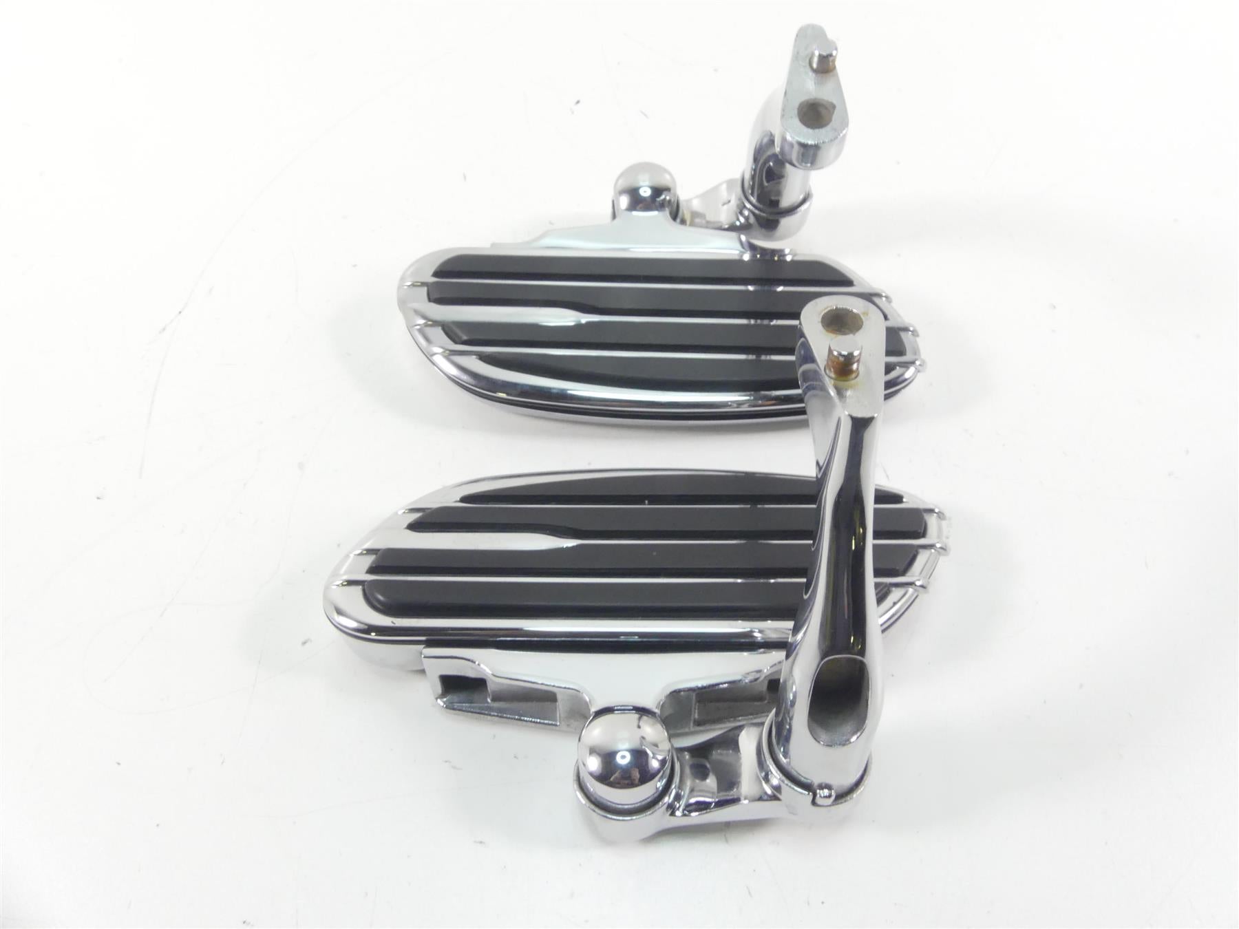 2009 Harley FLHTCU SE4 CVO E-Glide Rear Chrome Passenger Floorboard Set 50700-04 {{ shop.shopifyCountryName }} - Mototech271