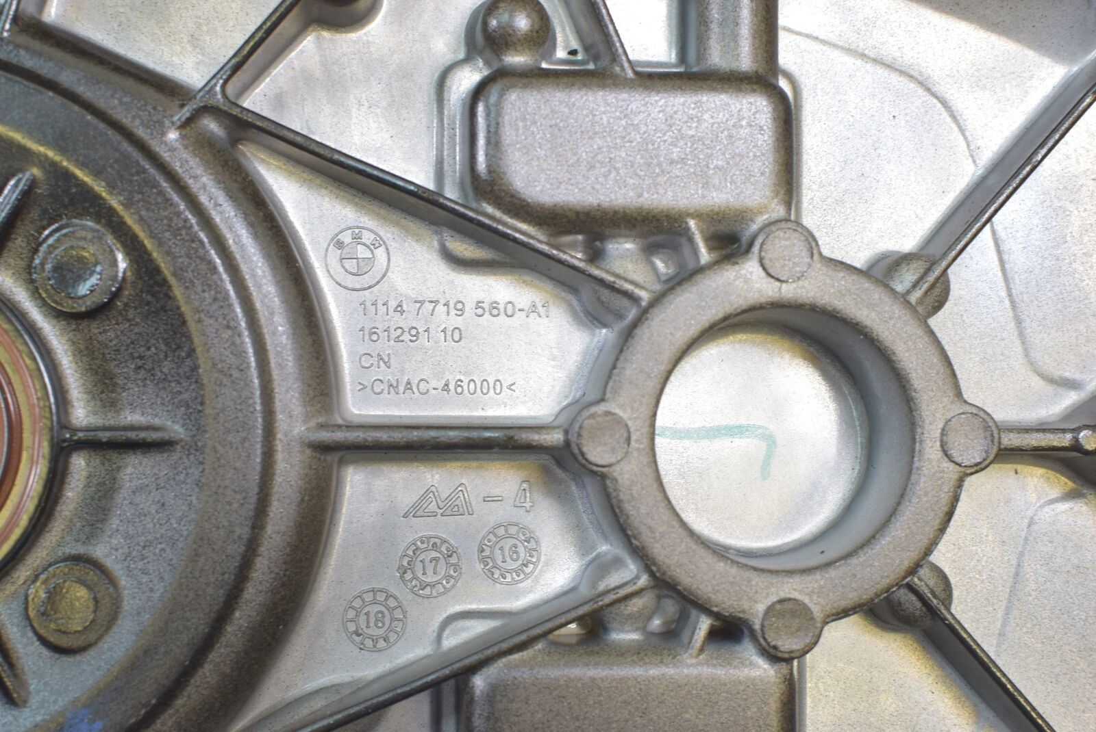 2019 BMW R nine T Pure K22 Front Engine Oil Pump Cover 11147719509 {{ shop.shopifyCountryName }} - Mototech271