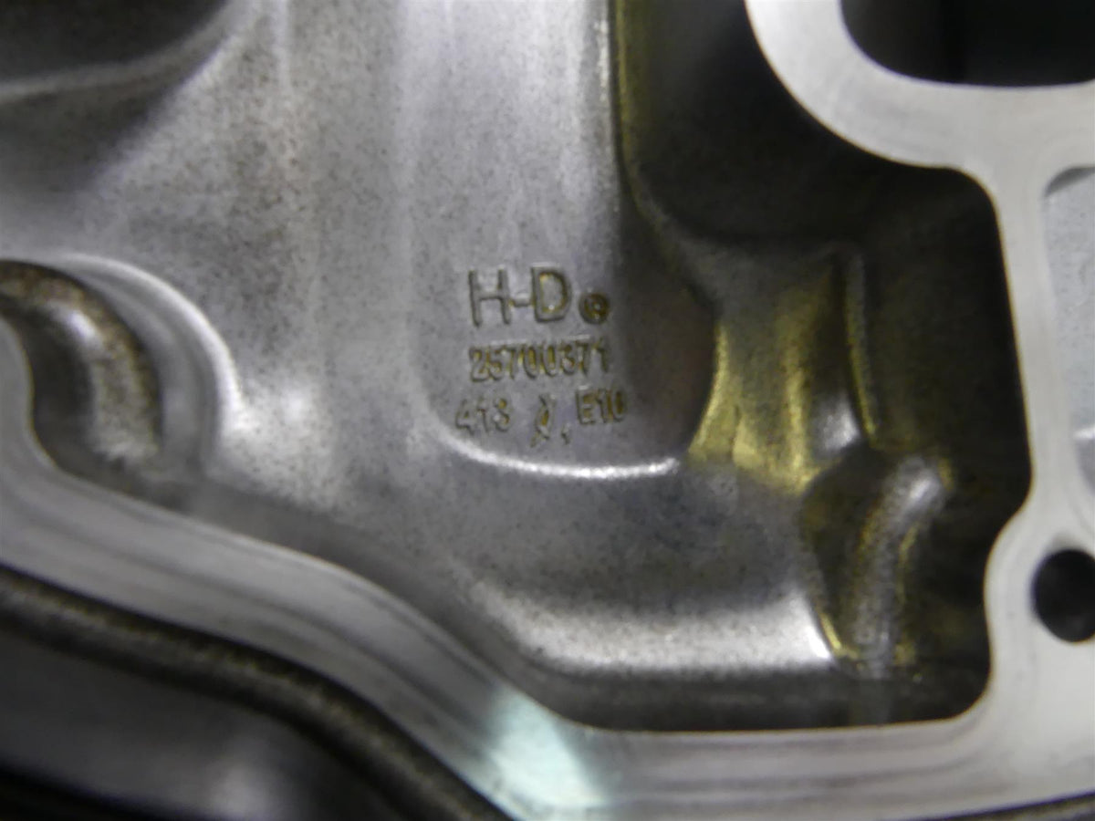 2018 Harley FLHC Softail Heritage Rear Cylinder Head Cylinderhead M8 16500404 {{ shop.shopifyCountryName }} - Mototech271