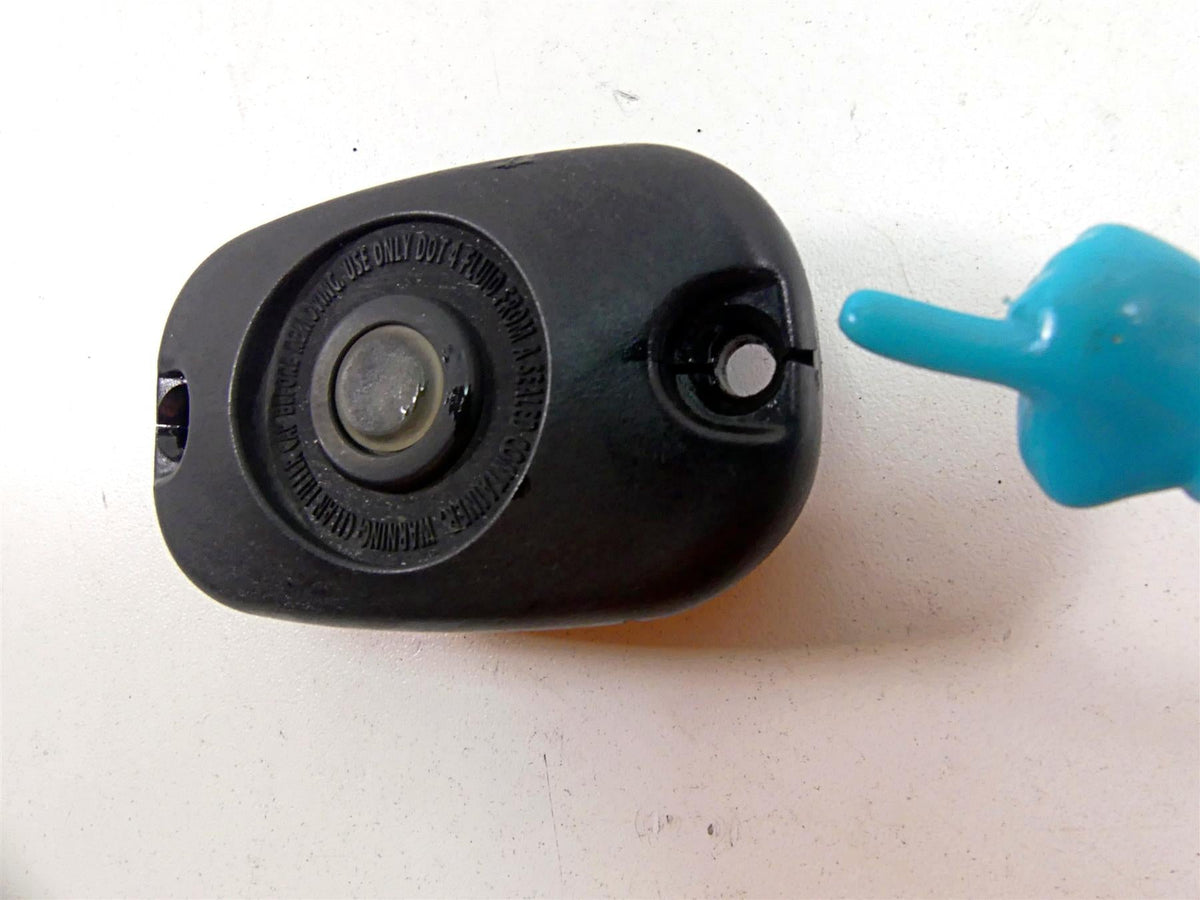 2011 Harley Softail FXS Blackline Rear Brake Master Cylinder - Read 41767-05E {{ shop.shopifyCountryName }} - Mototech271