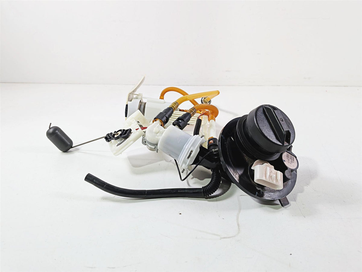 2015 Harley Touring FLTRUSE CVO Road Glide Fuel Gas Pump & Sender 75069-08C-Mototech271