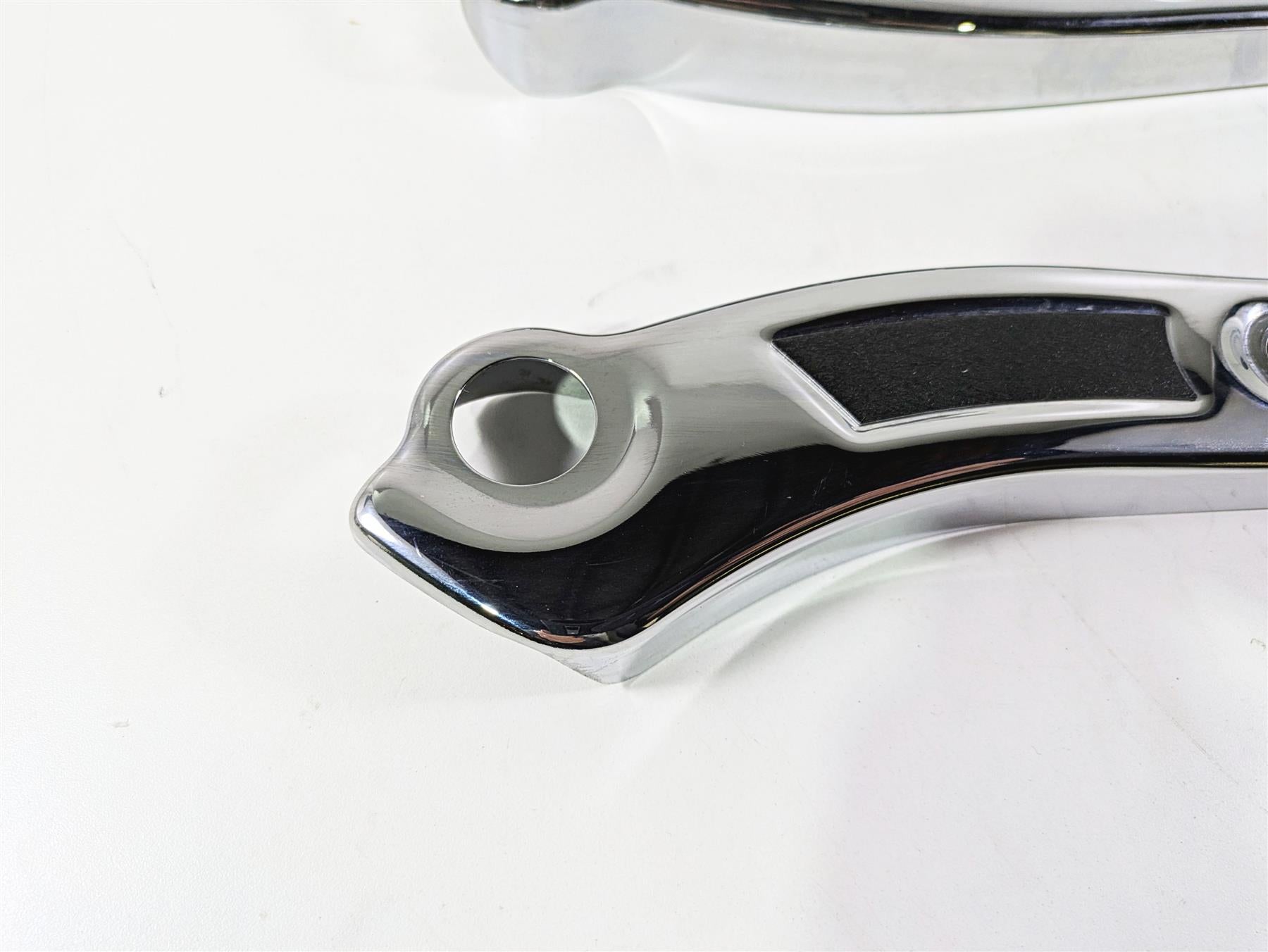 2014 Harley FXDL Dyna Low Rider Rear Fender Struts Braces 57300024 57300026 {{ shop.shopifyCountryName }} - Mototech271