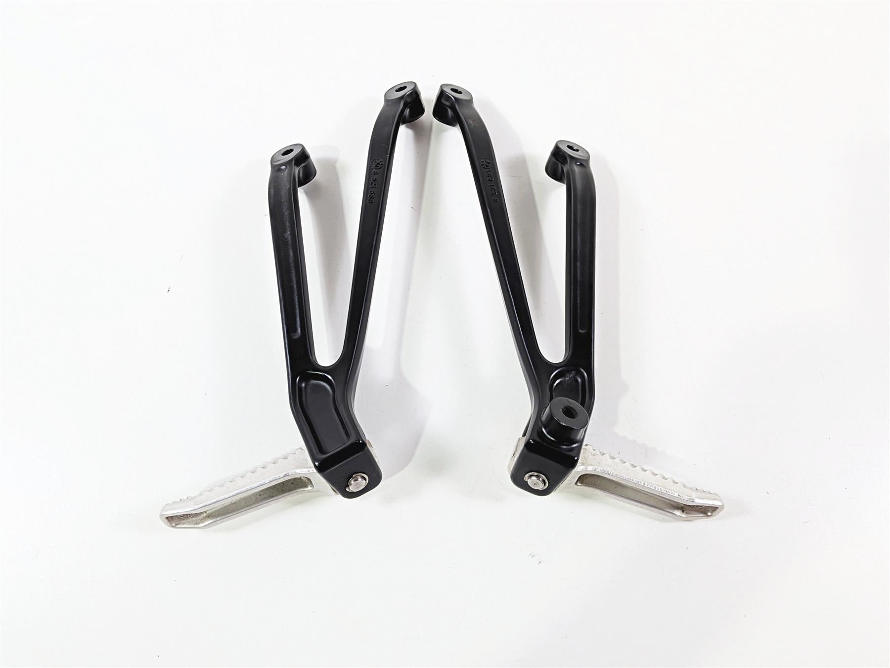 2014 BMW S1000RR K46 Rear Passenger Foot Peg Rest Set 46718521680 46718521681 {{ shop.shopifyCountryName }} - Mototech271