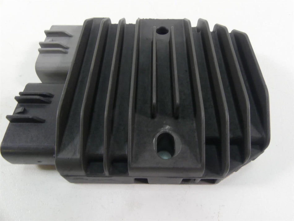 2013 Triumph Rocket 3 Touring Rectifier Voltage Regulator T1300470 FH009AA {{ shop.shopifyCountryName }} - Mototech271