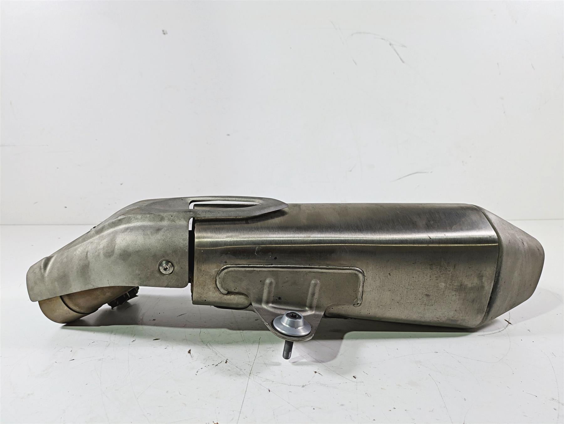 2019 BMW S1000XR K49 Oem Stock Exhaust Muffler Pipe Silencer 18518552568 {{ shop.shopifyCountryName }} - Mototech271