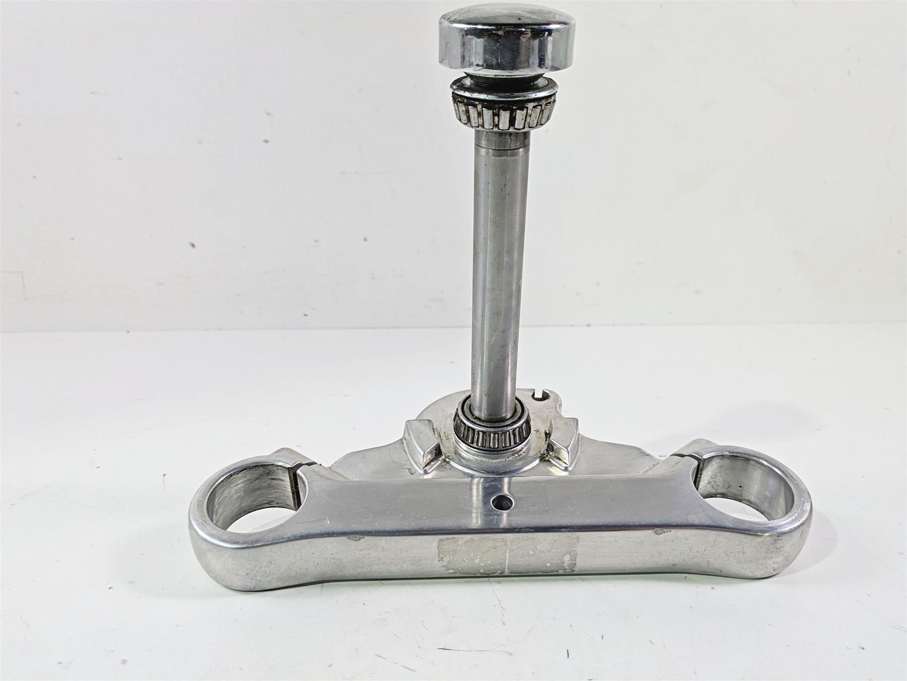 2016 Harley FXDWG Dyna Wide Glide Lower Triple Tree Steering Clamp 49mm 46386-08 {{ shop.shopifyCountryName }} - Mototech271