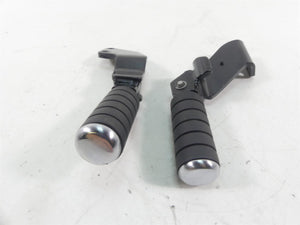 2005 Honda V-Twin VTX1800 S3 Rear Passenger Footpegs 50680-MCV-000 50685-MCV-000 | Mototech271