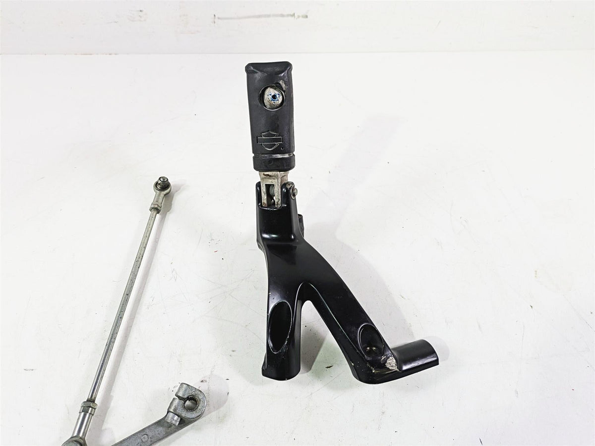 2018 Harley FXBR Softail Breakout Left Footpeg + Mount & Shift Parts 33600134 {{ shop.shopifyCountryName }} - Mototech271