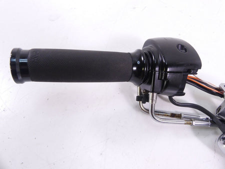 2009 Harley FXDF Dyna Fat Bob Right Throttle Control Switch & Blinker 71684-06A {{ shop.shopifyCountryName }} - Mototech271
