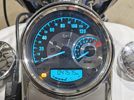 2016 Harley Touring FLHR Road King Speedometer Speedo Gauge - 47k 70900389C {{ shop.shopifyCountryName }} - Mototech271