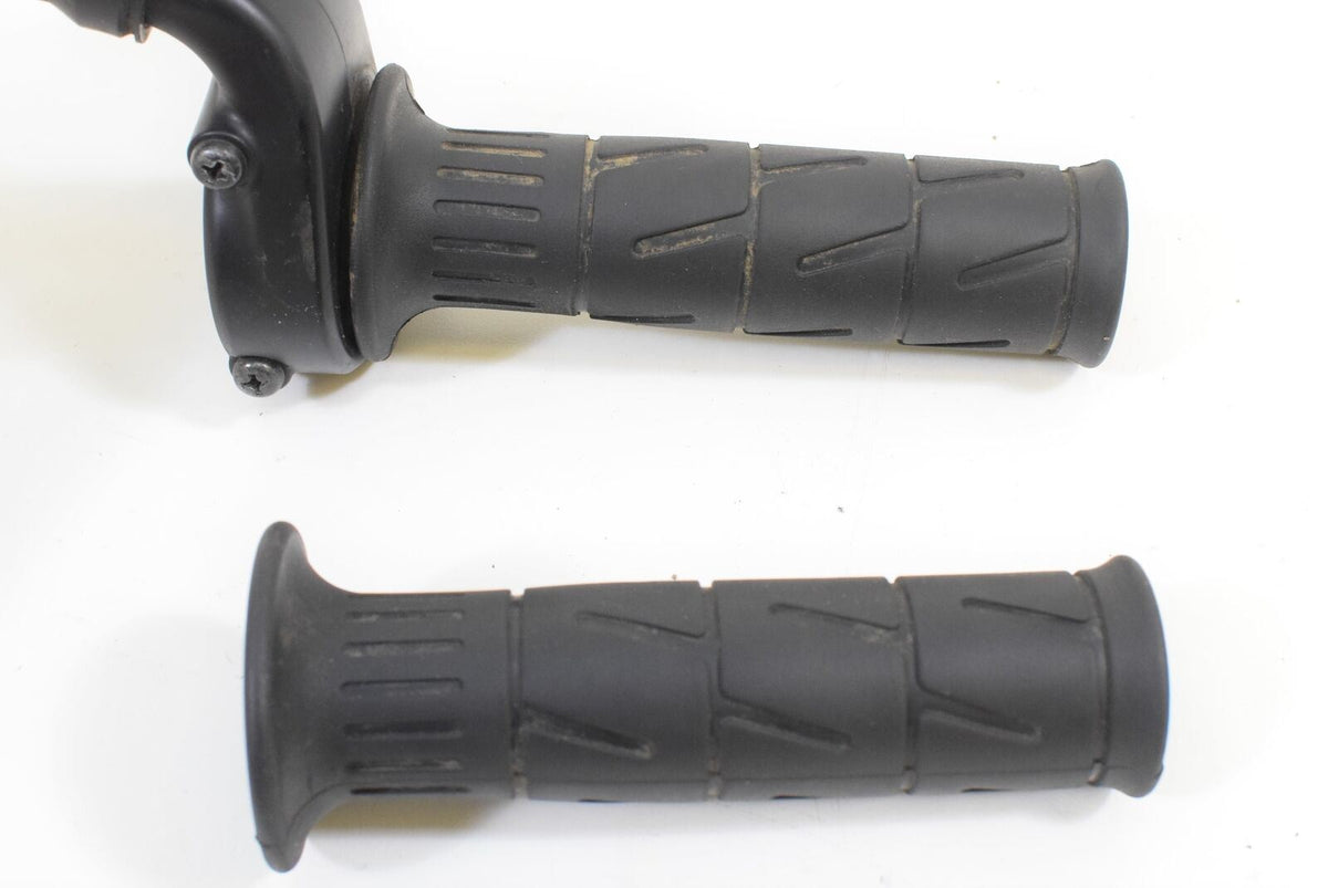 2016 Kawasaki ZX14 ZX14R ZX1400 Ninja Throttle Grip Handle Set 32099-0049 {{ shop.shopifyCountryName }} - Mototech271