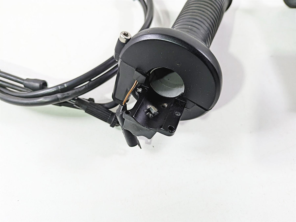2010 BMW R1200RT K26 Heated Hand Grip Throttle Cable Set 61317713247 61317708236 {{ shop.shopifyCountryName }} - Mototech271