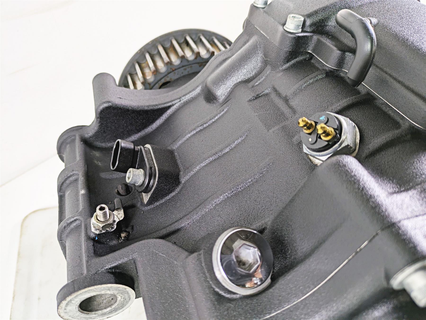 2017 Harley Dyna FXDB Street Bob Transmission Gear Box 6 Sp 19k - Read 33083-10A {{ shop.shopifyCountryName }} - Mototech271