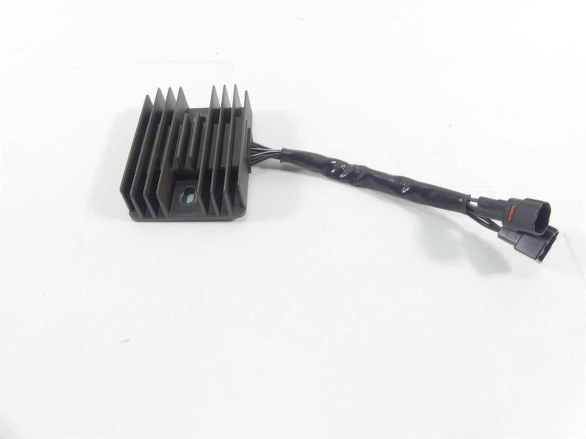2022 Suzuki GSXR750 Rectifier Voltage Regulator 32800-47H00 SH811AA {{ shop.shopifyCountryName }} - Mototech271