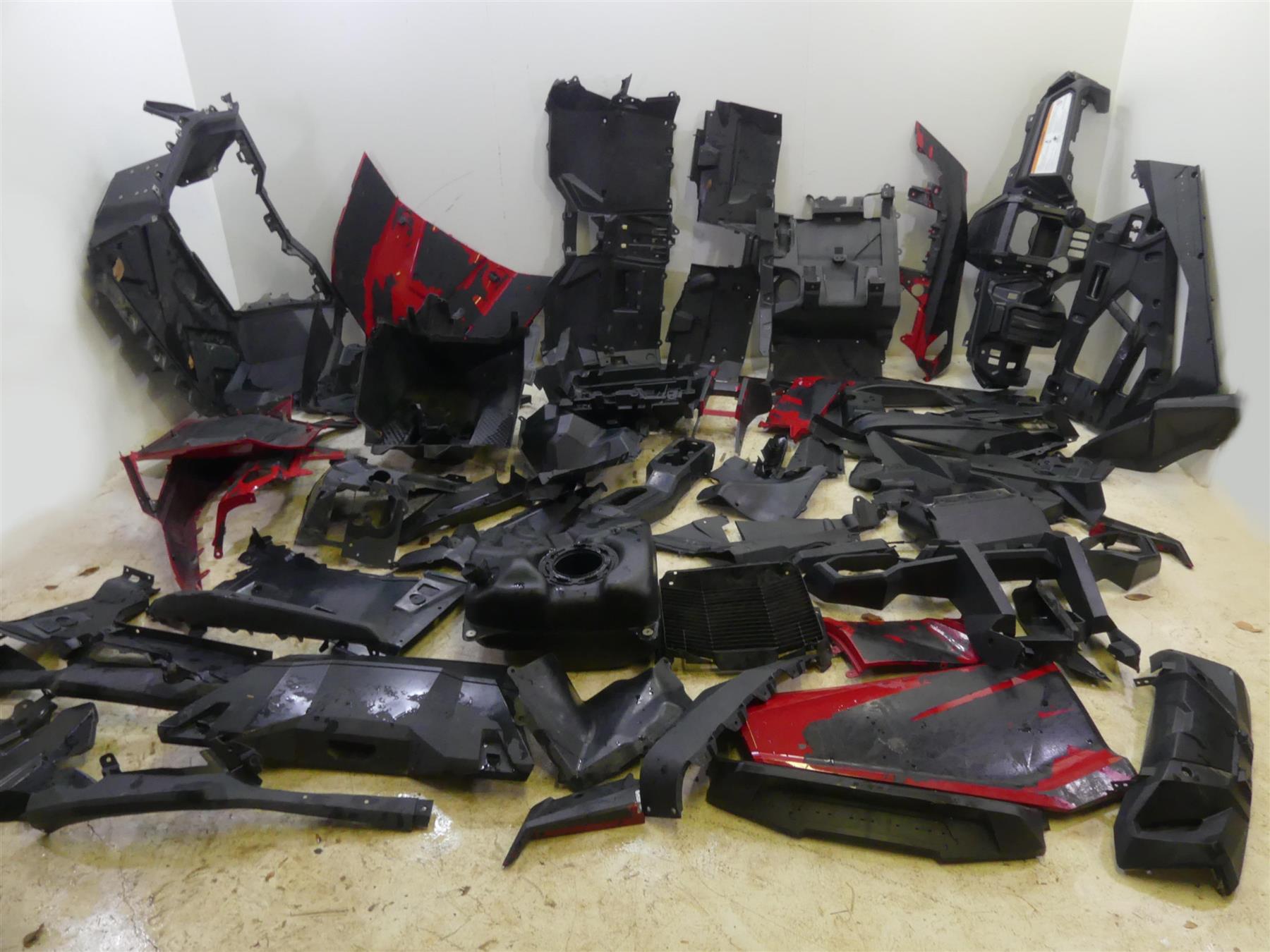 2020 Honda Talon SXS1000R S2R Plastic Body Fairing Cover Tank Set 61240-HL6 {{ shop.shopifyCountryName }} - Mototech271
