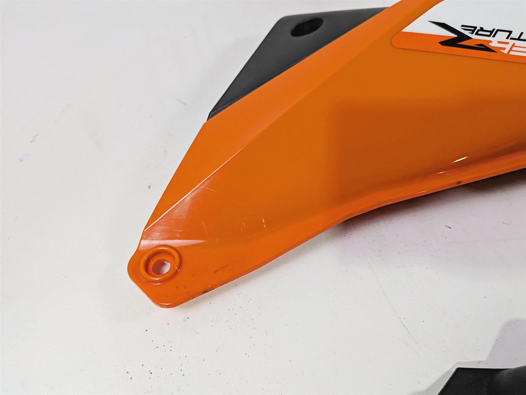 2020 KTM 1290 Super Adventure R Tail Side Fairing Cover Set 60308044000 {{ shop.shopifyCountryName }} - Mototech271