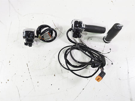 2003 Harley Touring FLHTCUI E-Glide 100th Chrome Control Switch Set 71597-96 {{ shop.shopifyCountryName }} - Mototech271