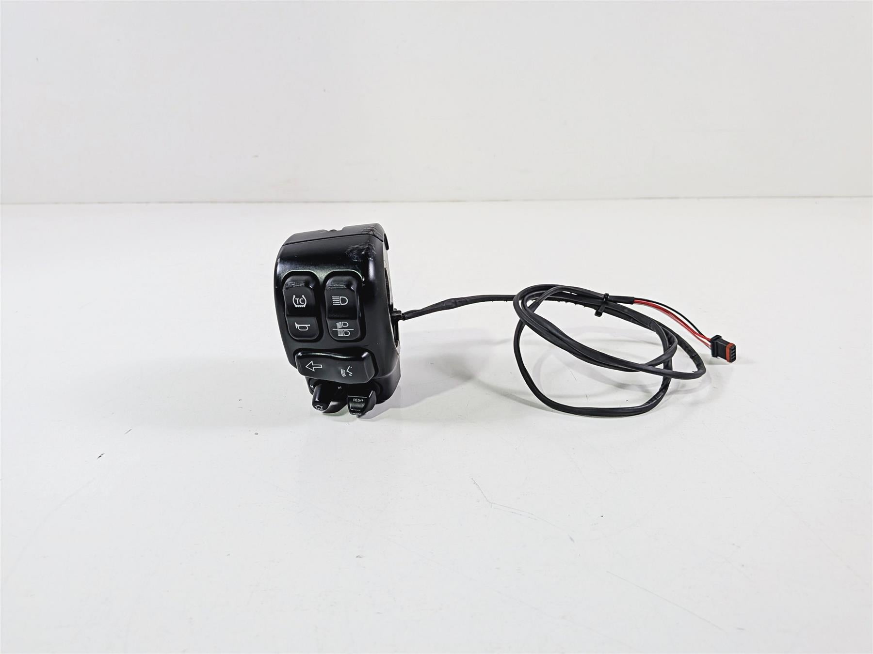 2017 Harley Touring FLHXS Street Glide Left Hand Control Switch Cruise -Read 71500128B {{ shop.shopifyCountryName }} - Mototech271