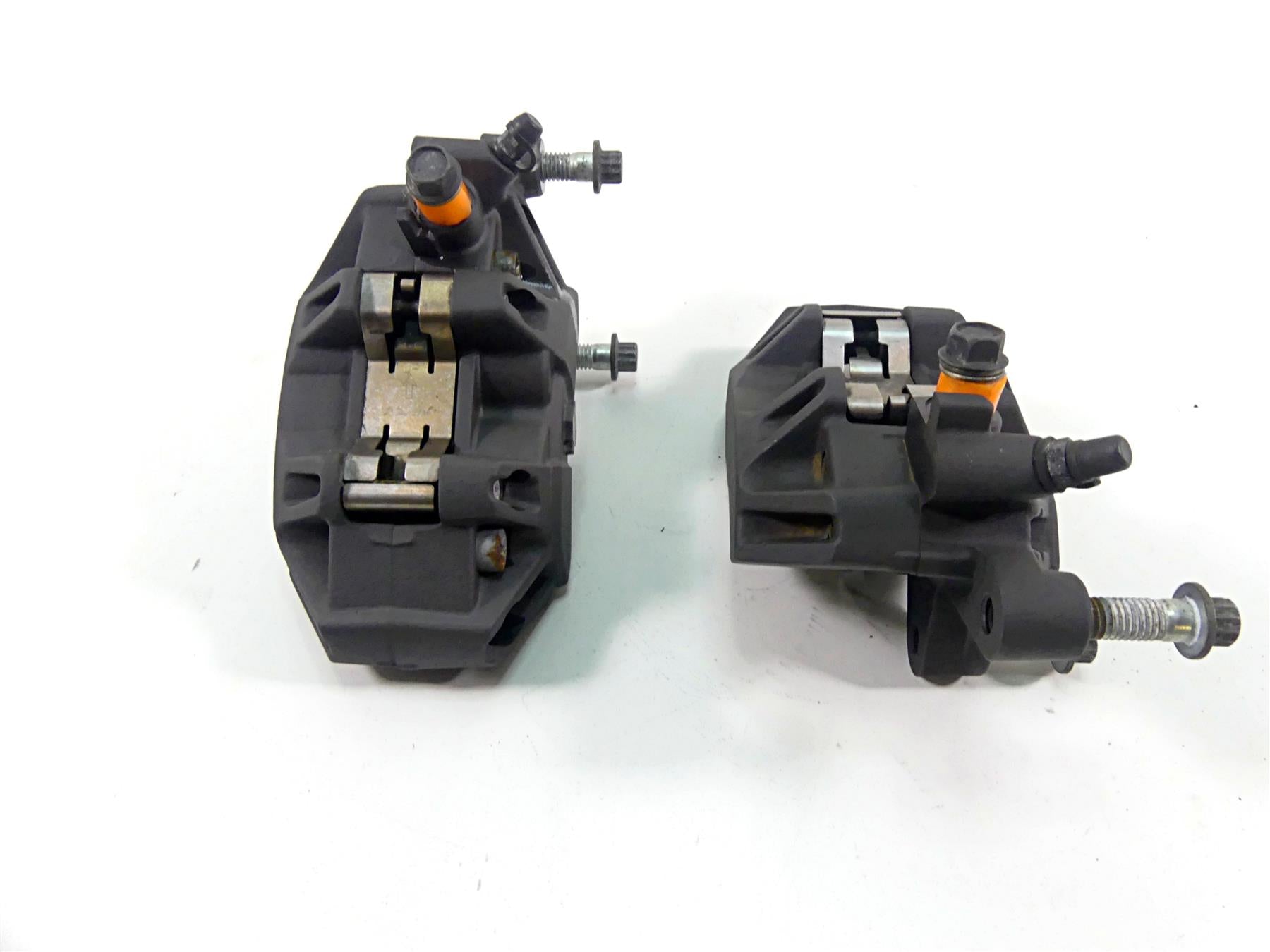 2009 Harley XR1200 Sportster Nissin Front Brake Caliper Set 42943-08 42944-08 {{ shop.shopifyCountryName }} - Mototech271