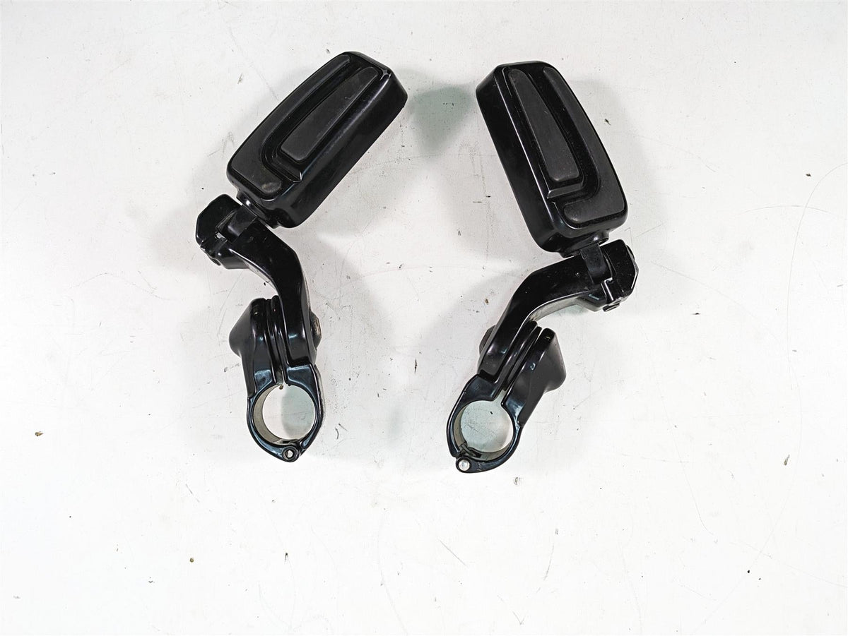 2018 Harley Touring FLHXSE CVO Street Glide Airflow Highway Foot Pegs 50500717 {{ shop.shopifyCountryName }} - Mototech271