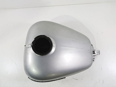 2010 Harley Touring FLHX Street Glide Silver Fuel Gas Petrol Tank 61356-08 {{ shop.shopifyCountryName }} - Mototech271