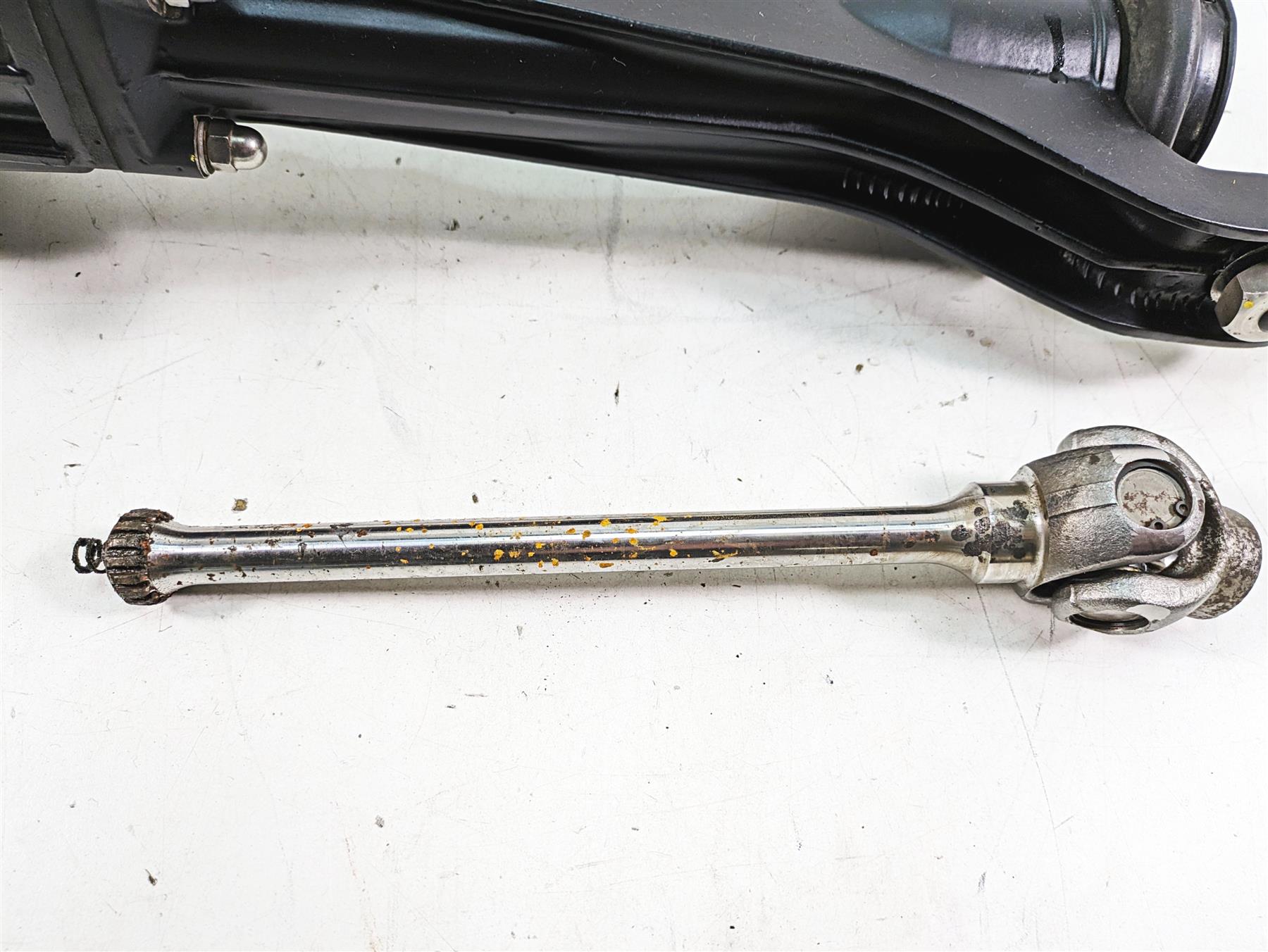 2013 Moto Guzzi V7 750 Stone Rear Differential Swingarm Drive Shaft 976941 {{ shop.shopifyCountryName }} - Mototech271