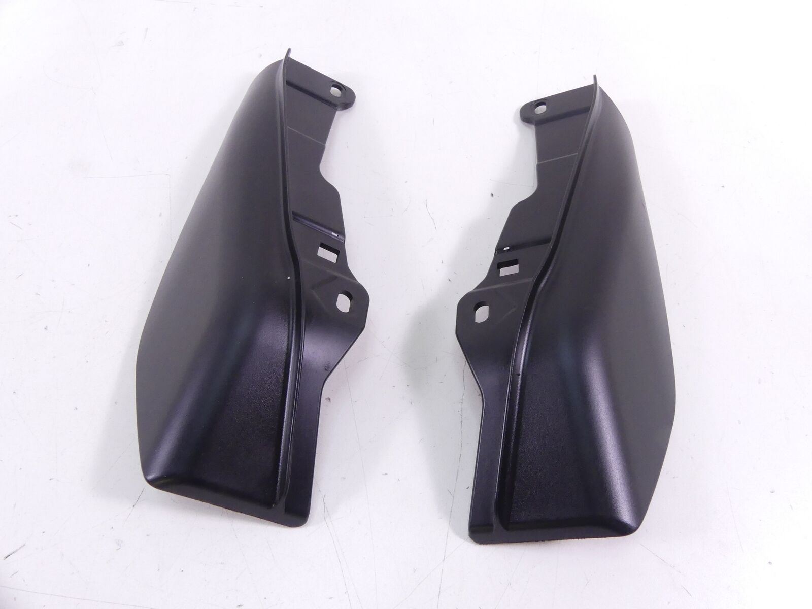 2010 Harley Touring FLHX Street Glide Side Cover Wind Deflector Set 58169-09 {{ shop.shopifyCountryName }} - Mototech271