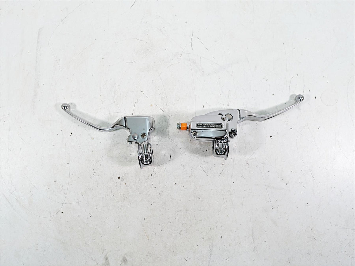 2010 Harley Touring FLHTCU Electra Glide Chrome Brake Clutch Lever Set 44551-08F {{ shop.shopifyCountryName }} - Mototech271