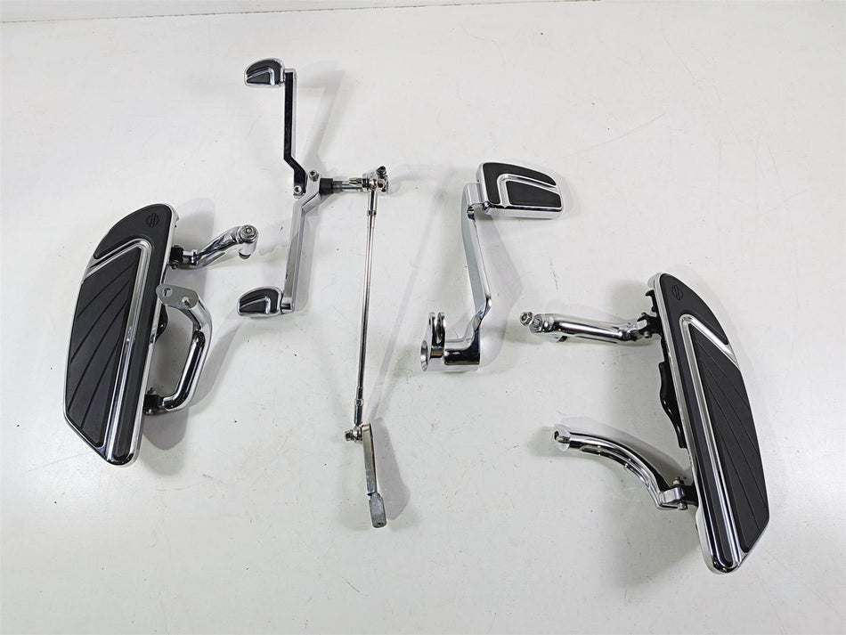 2015 Harley Touring FLTRUSE CVO Road Glide Airflow Chrome Floor Boards 50500436-Mototech271