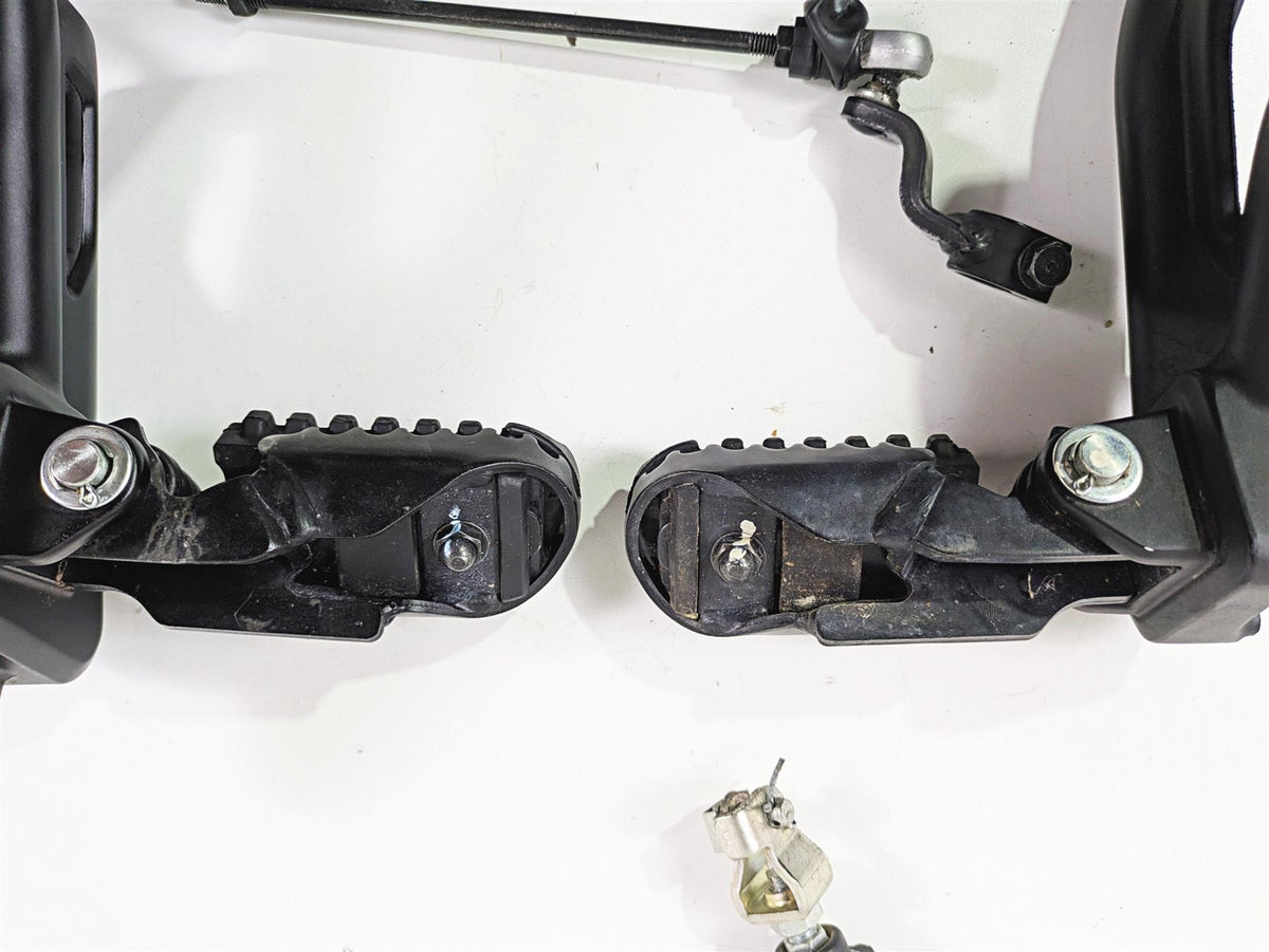 2021 Honda CMX500 Rebel Left Right Foot Peg Rest Set 50600-K87-A00 50700-K87-A00 {{ shop.shopifyCountryName }} - Mototech271