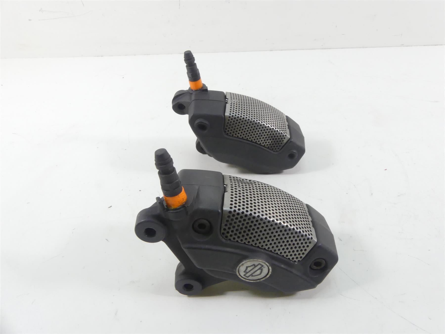 2014 Harley Touring FLHXS Street Glide Sp Front Brake Caliper Set 43027-08