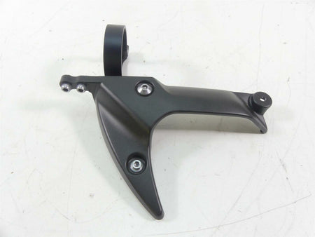 2020 Yamaha VMX17 1700 Left Side Front Fender Tire Hugger Mount 2S3-23361-00-P1 {{ shop.shopifyCountryName }} - Mototech271