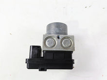 Load image into Gallery viewer, 2018 Harley FXBR Softail Breakout Abs Brake Pump Unit Module 41100044B | Mototech271
