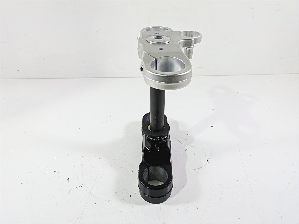 2016 Moto Guzzi Stelvio 1200 8V NTX Upper & Lower Triple Tree Set 886202 886199 {{ shop.shopifyCountryName }} - Mototech271