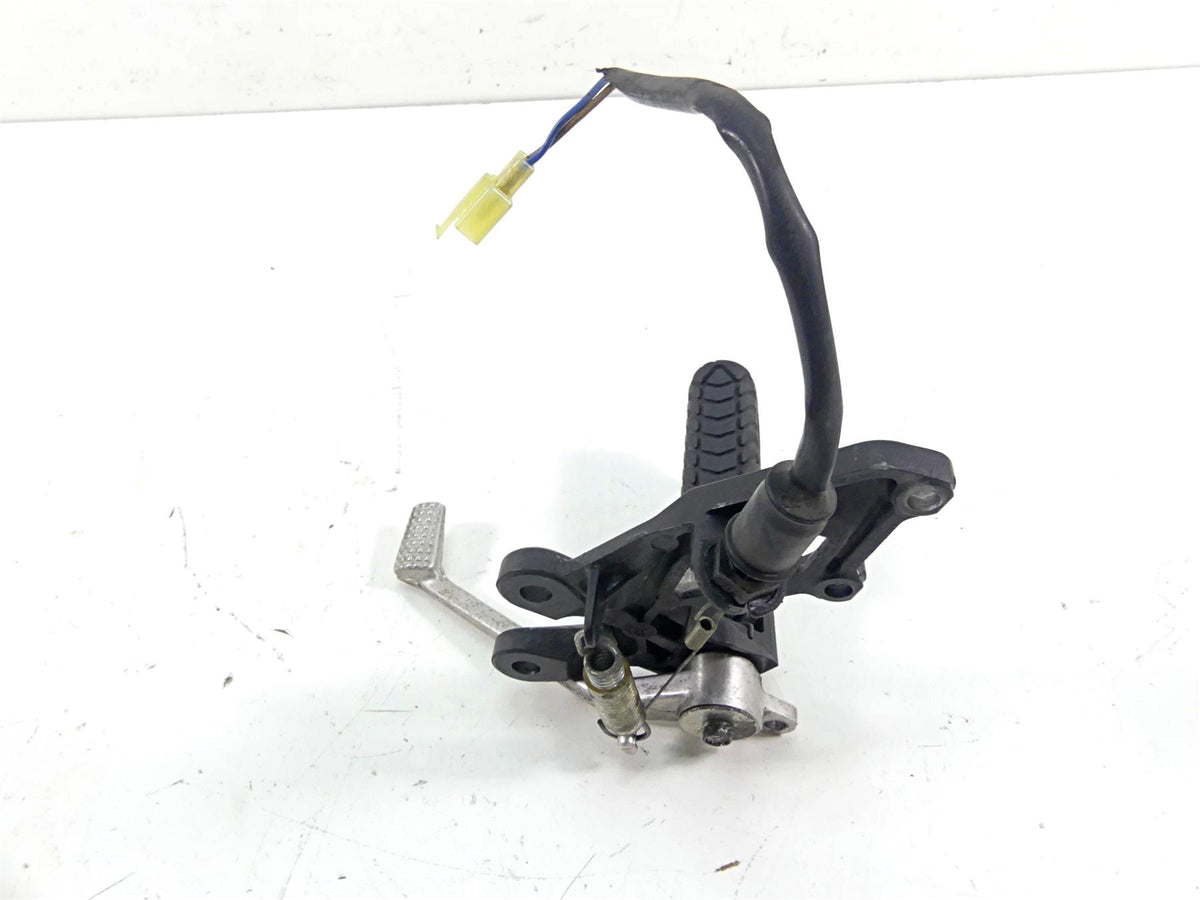 2010 Kawasaki ZX1400 ZX14 R Ninja Front Right Foot Peg & Brake Pedal 34028-0032 {{ shop.shopifyCountryName }} - Mototech271