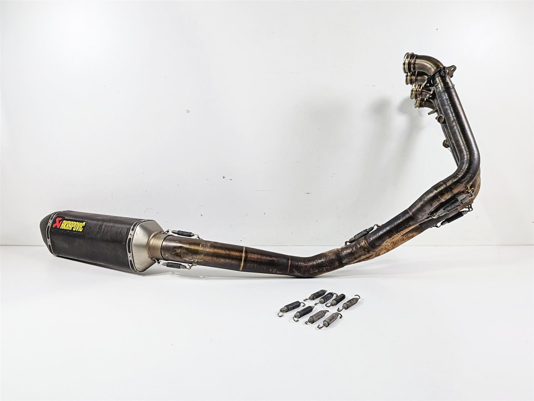 2014 BMW S1000RR K46 Akrapovic Exhaust Header & Muffler Set S-B10R1-RC {{ shop.shopifyCountryName }} - Mototech271