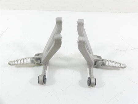 2004 Aprilia RSV 2 1000R Mille Rear Passenger Footpeg Set AP8134786 AP8134830 {{ shop.shopifyCountryName }} - Mototech271