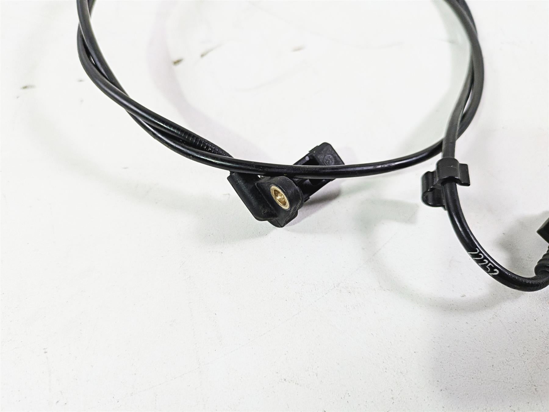 2016 Moto Guzzi Stelvio 1200 8V NTX Front Wheel Speed Abs Brake Sensor 859792 {{ shop.shopifyCountryName }} - Mototech271