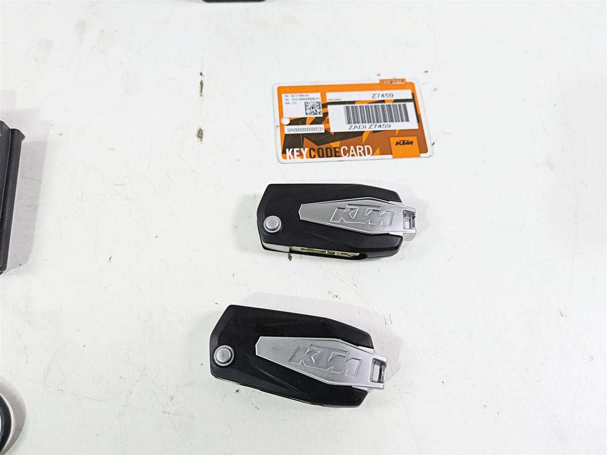 2018 KTM 1290 Super Adv S Cdi Handsfree Ignition Switch Key Card Set 60711066000 {{ shop.shopifyCountryName }} - Mototech271