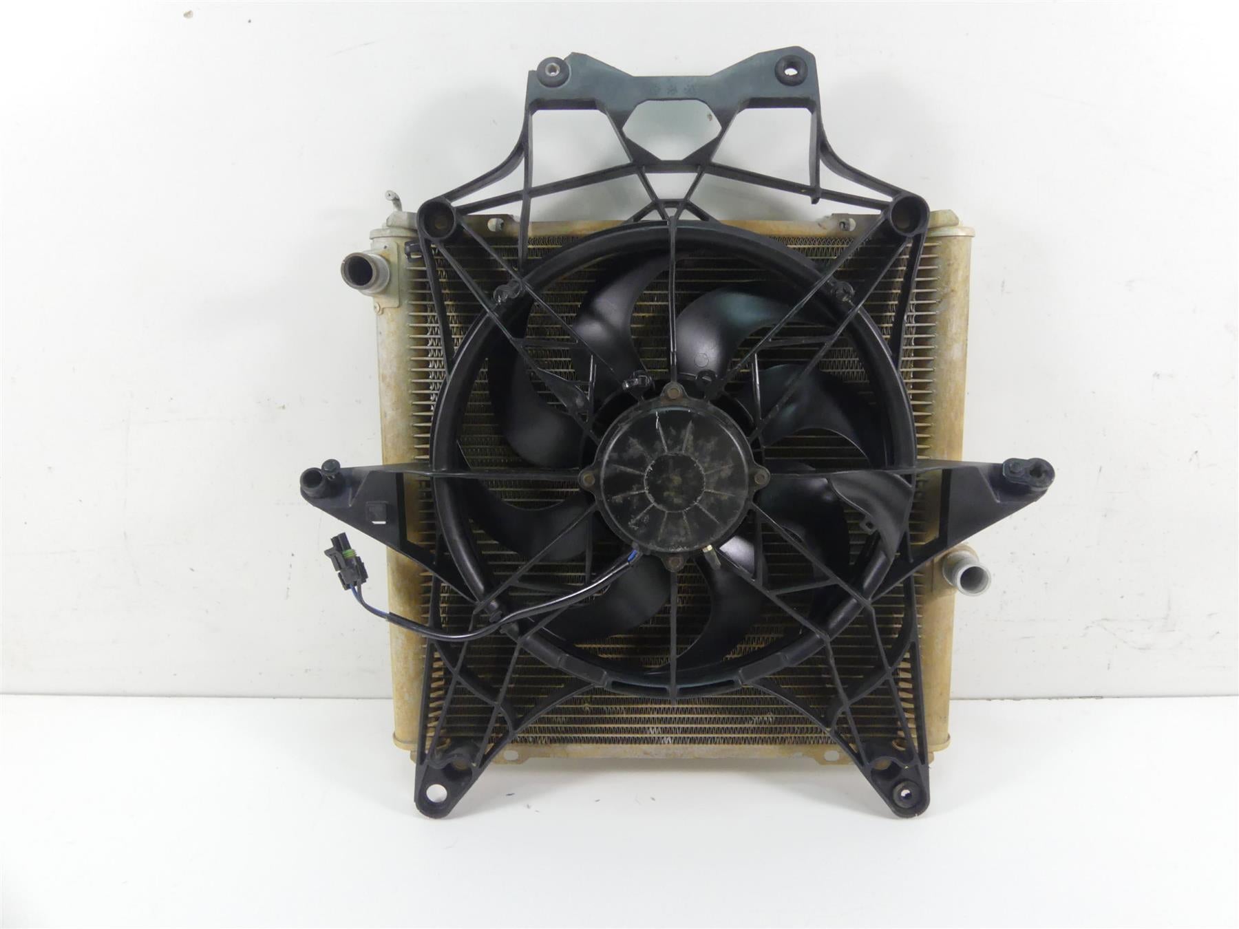 2020 Can Am Maverick X3 XMR Turbo RR Radiator & Fan Set Read 709200703 709200588 {{ shop.shopifyCountryName }} - Mototech271