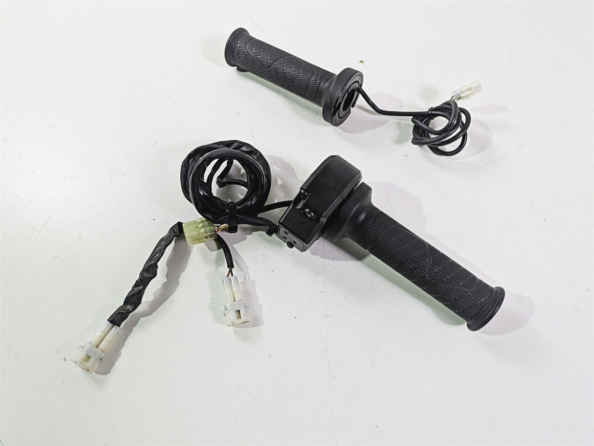 2018 KTM 1290 Super Duke R Ride By Wire E-Throttle Grip Set 60711012000 {{ shop.shopifyCountryName }} - Mototech271