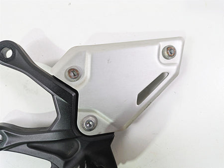 2020 Kawasaki Z900 ZR900 Left Front Foot Peg & Mount 35063-1399-18R {{ shop.shopifyCountryName }} - Mototech271