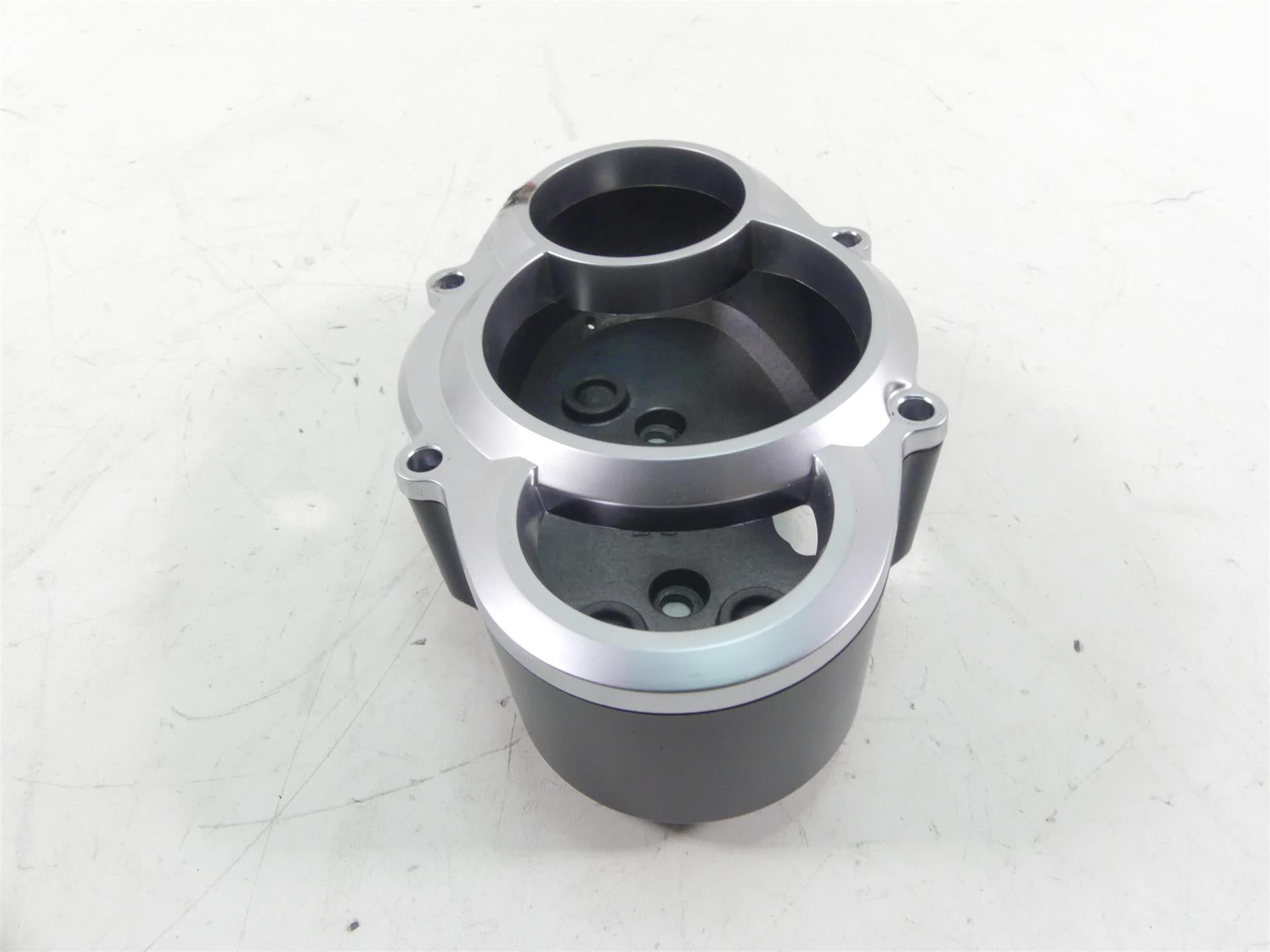 2011 Harley VRSCF Muscle Rod Speedometer Gauges Housing & Bezel - Read 71981-09 {{ shop.shopifyCountryName }} - Mototech271