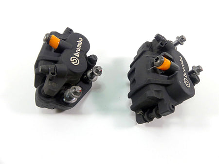 2013 BMW F800GS STD K72 Front Brake Caliper Set 34117716715 34117716716 {{ shop.shopifyCountryName }} - Mototech271
