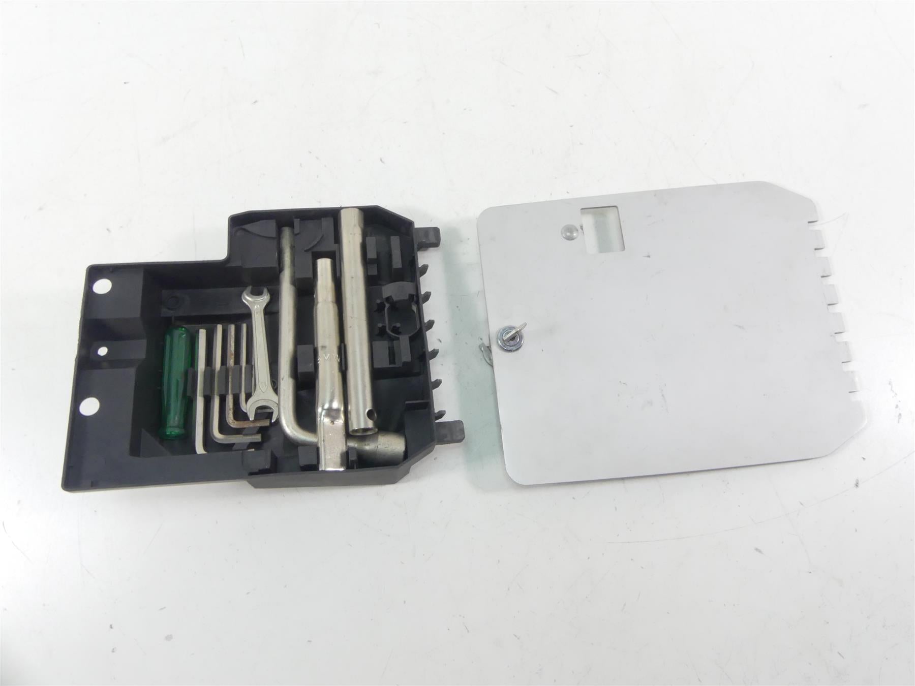 2001 BMW R1150 GS R21 Owners Tools Box + Key Set - Read 51162313394